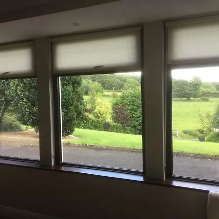 Private Self-contained Unit Oldcastle